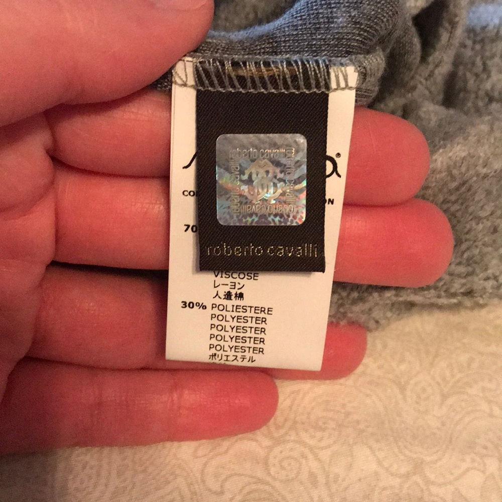 Roberto Cavalli bodysuit (size 6m) - Picture 5 of 7